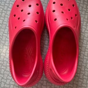 Pink/Fuschia Crocs Sneakers Women's 9